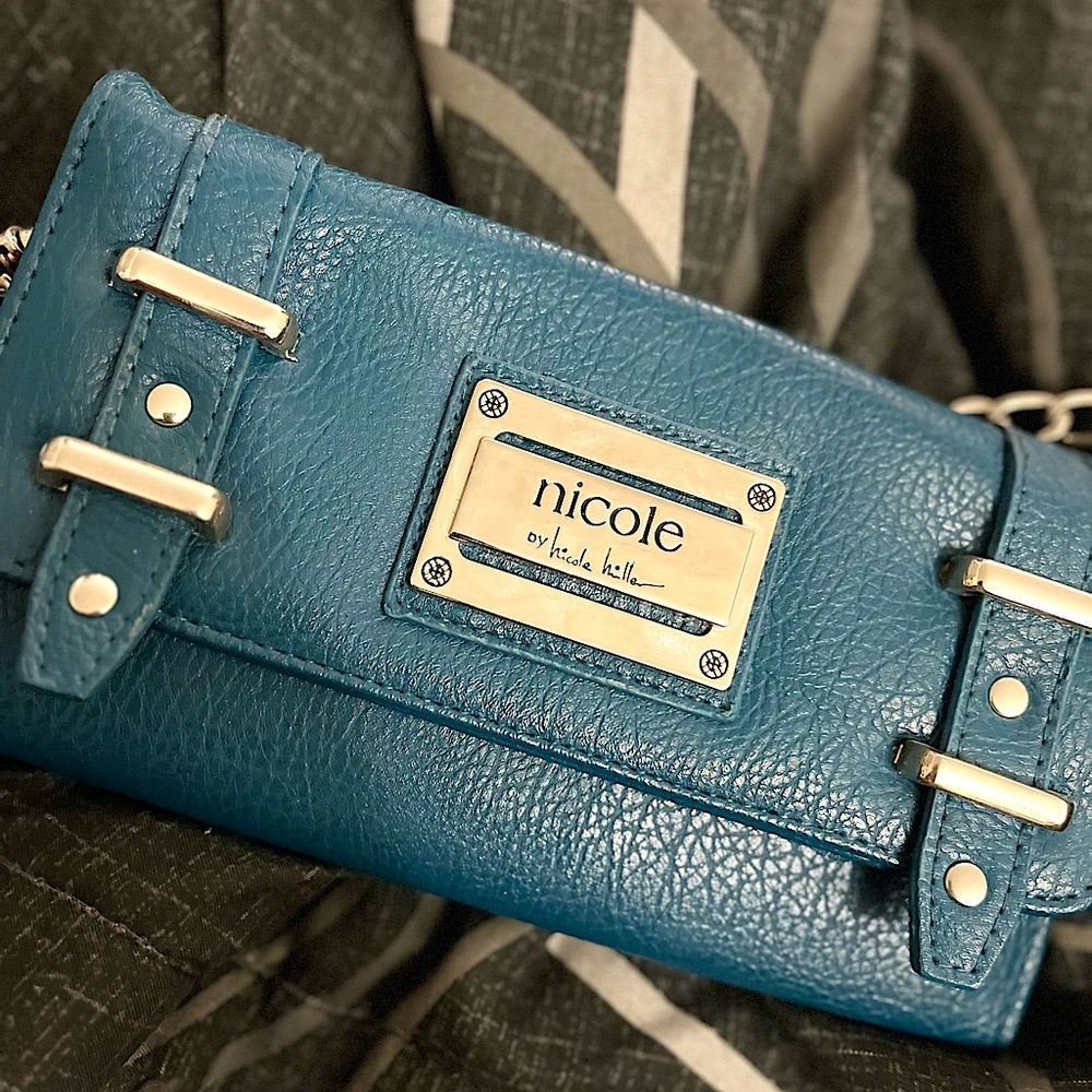 Nicole Miller crossbody purse